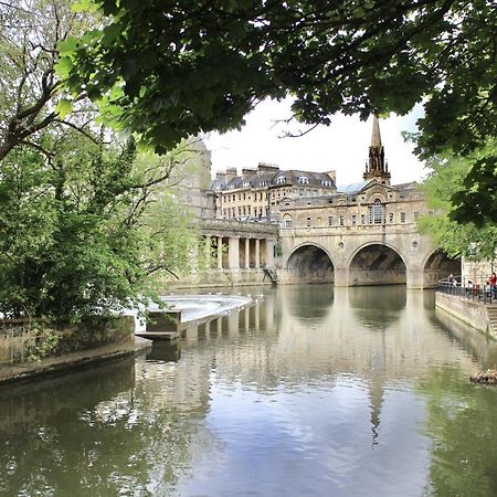 2 Bedroom Apartment In Bath City Centre With Garden & Free Parking Eksteriør billede