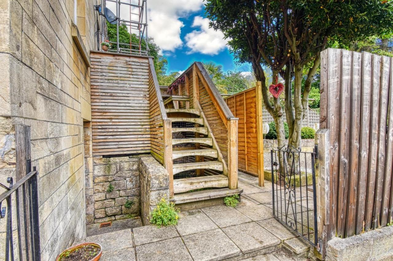 2 Bedroom Apartment In Bath City Centre With Garden & Free Parking Eksteriør billede